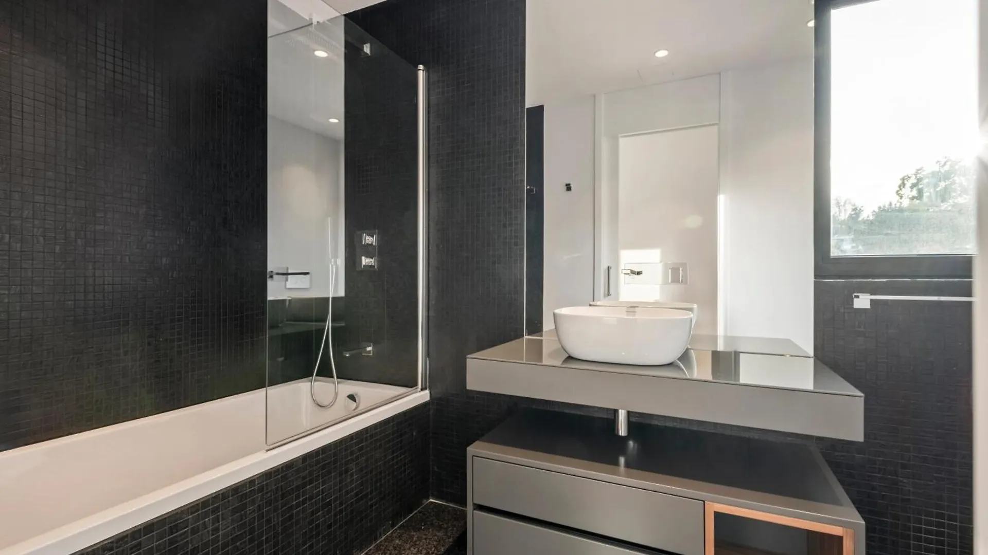 丰沙尔Panoramic Bay And Sea Views - Luxury 3-Bed Flat公寓 葡萄牙