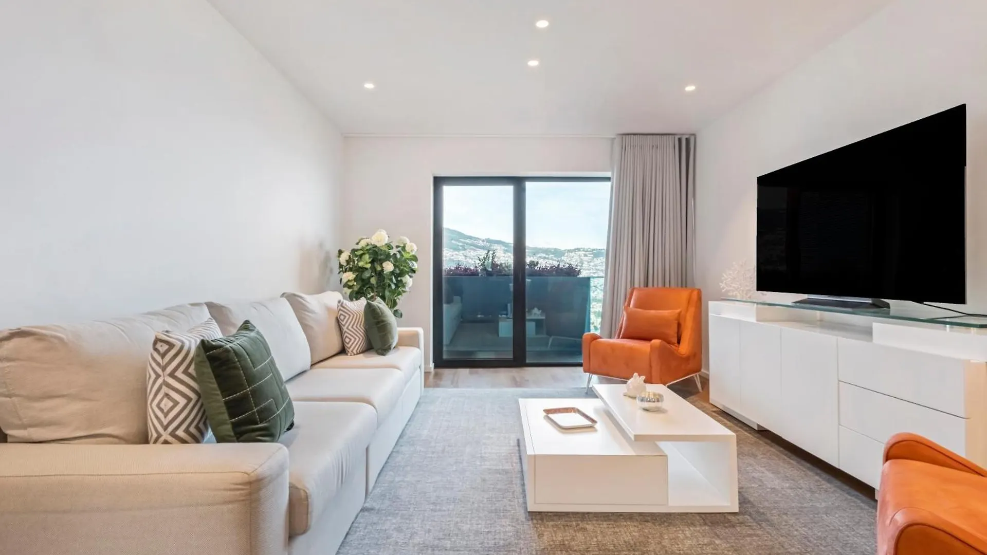 丰沙尔Panoramic Bay And Sea Views - Luxury 3-Bed Flat公寓 0*, 丰沙尔 葡萄牙