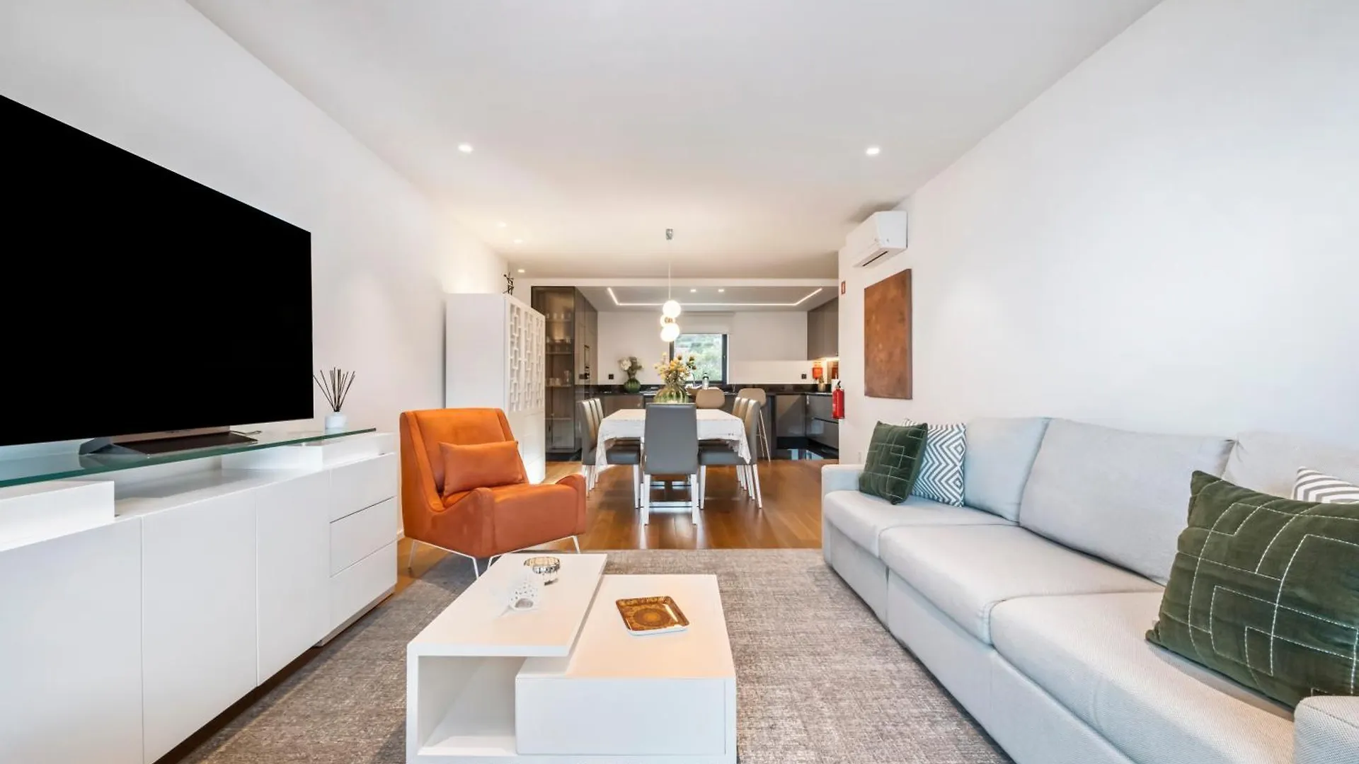 丰沙尔Panoramic Bay And Sea Views - Luxury 3-Bed Flat公寓 0*, 丰沙尔