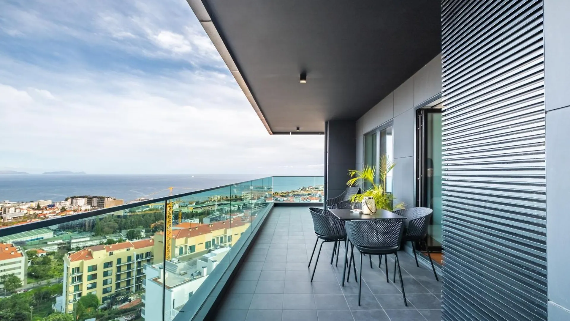 丰沙尔Panoramic Bay And Sea Views - Luxury 3-Bed Flat公寓 公寓